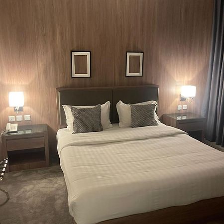 Aparthotel Land Walk Al Aqiq Ar Riyad Esterno foto