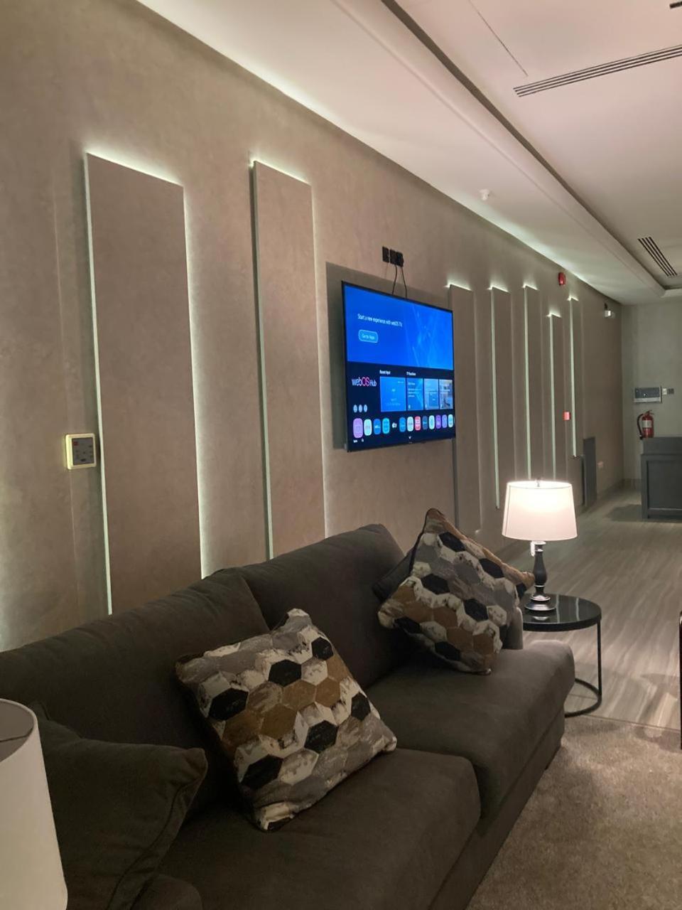 Aparthotel Land Walk Al Aqiq Ar Riyad Esterno foto