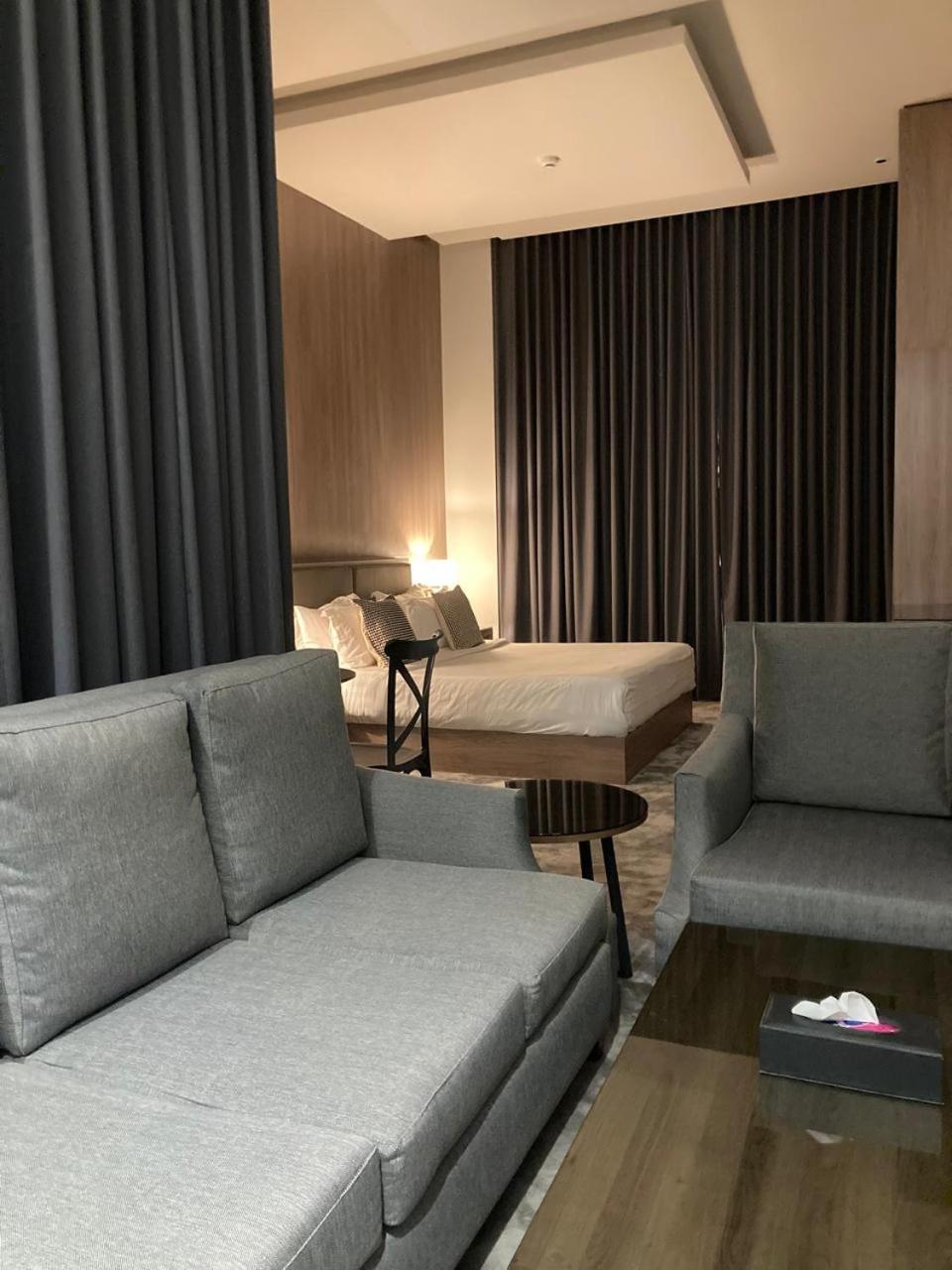 Aparthotel Land Walk Al Aqiq Ar Riyad Esterno foto